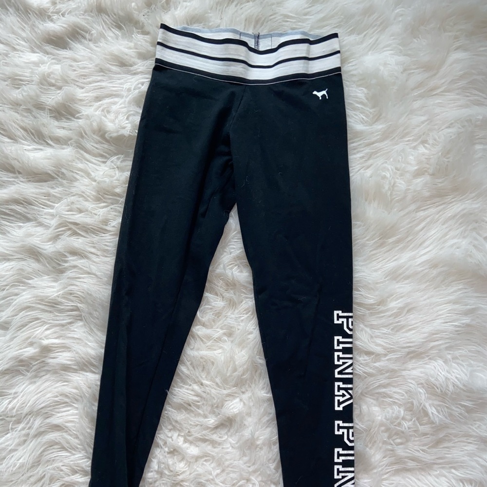 black leggings